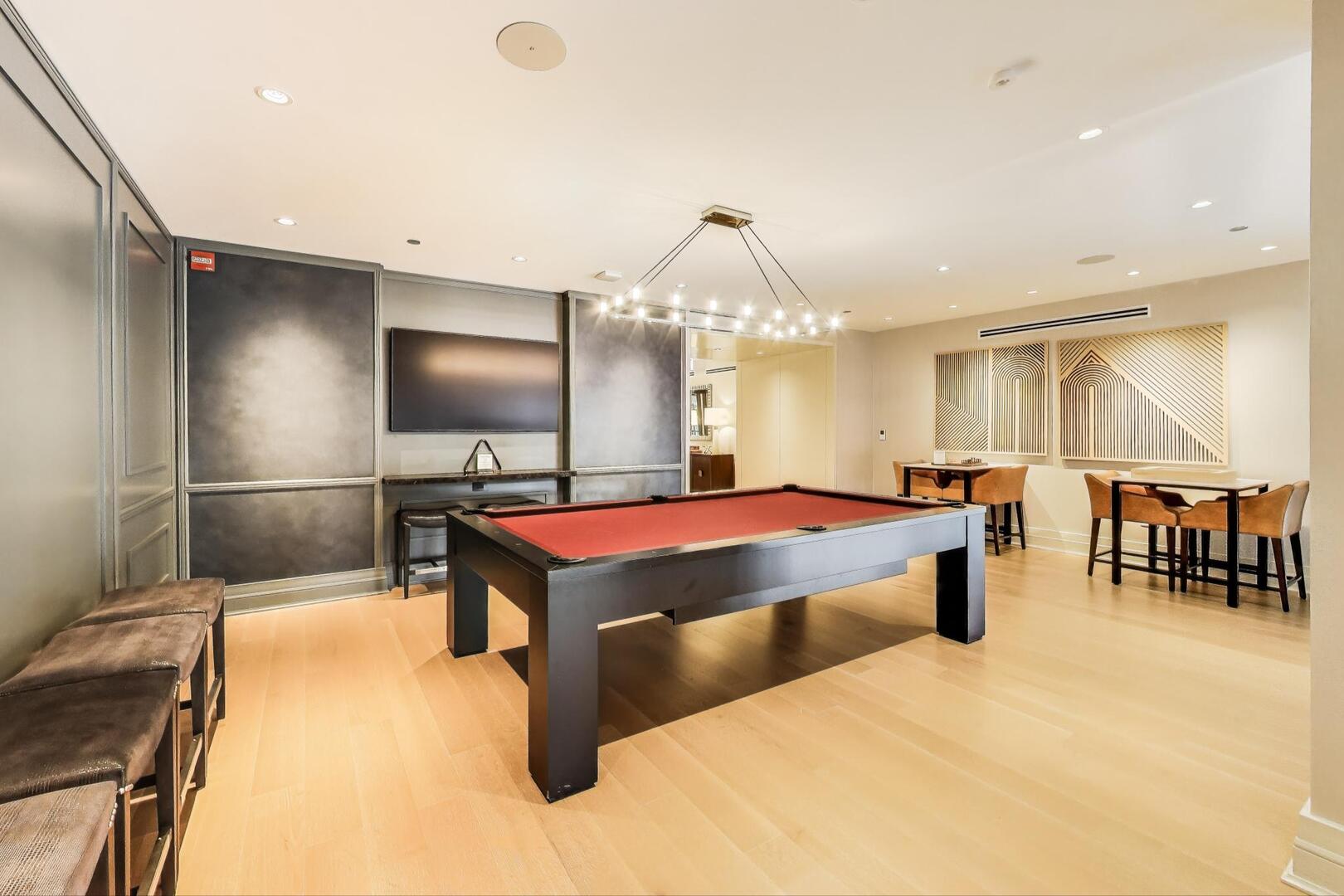 435 N Michigan Avenue 1105 Property Photo 49