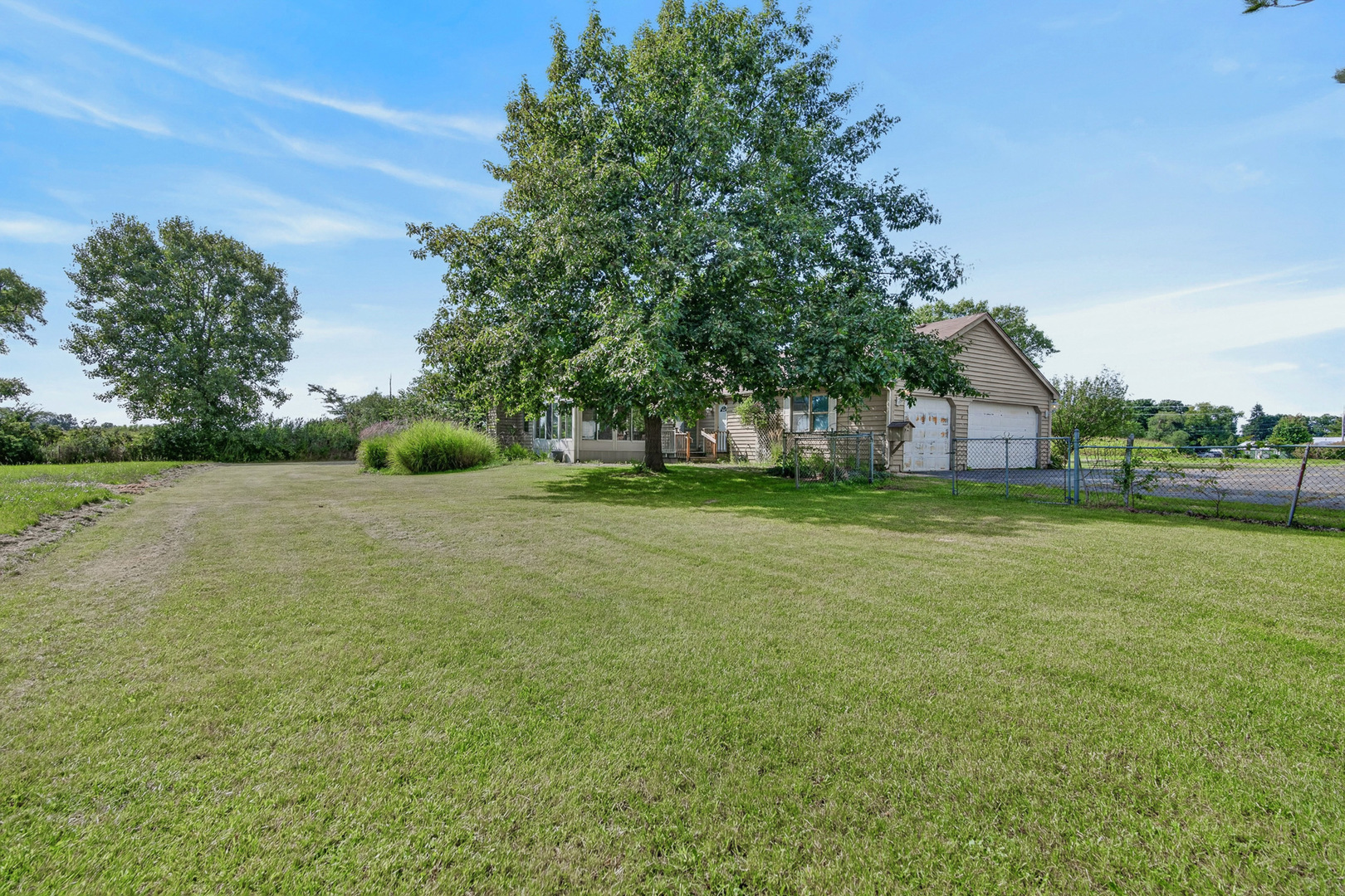 25651 W Illinois Route 60 Highway Property Photo 28
