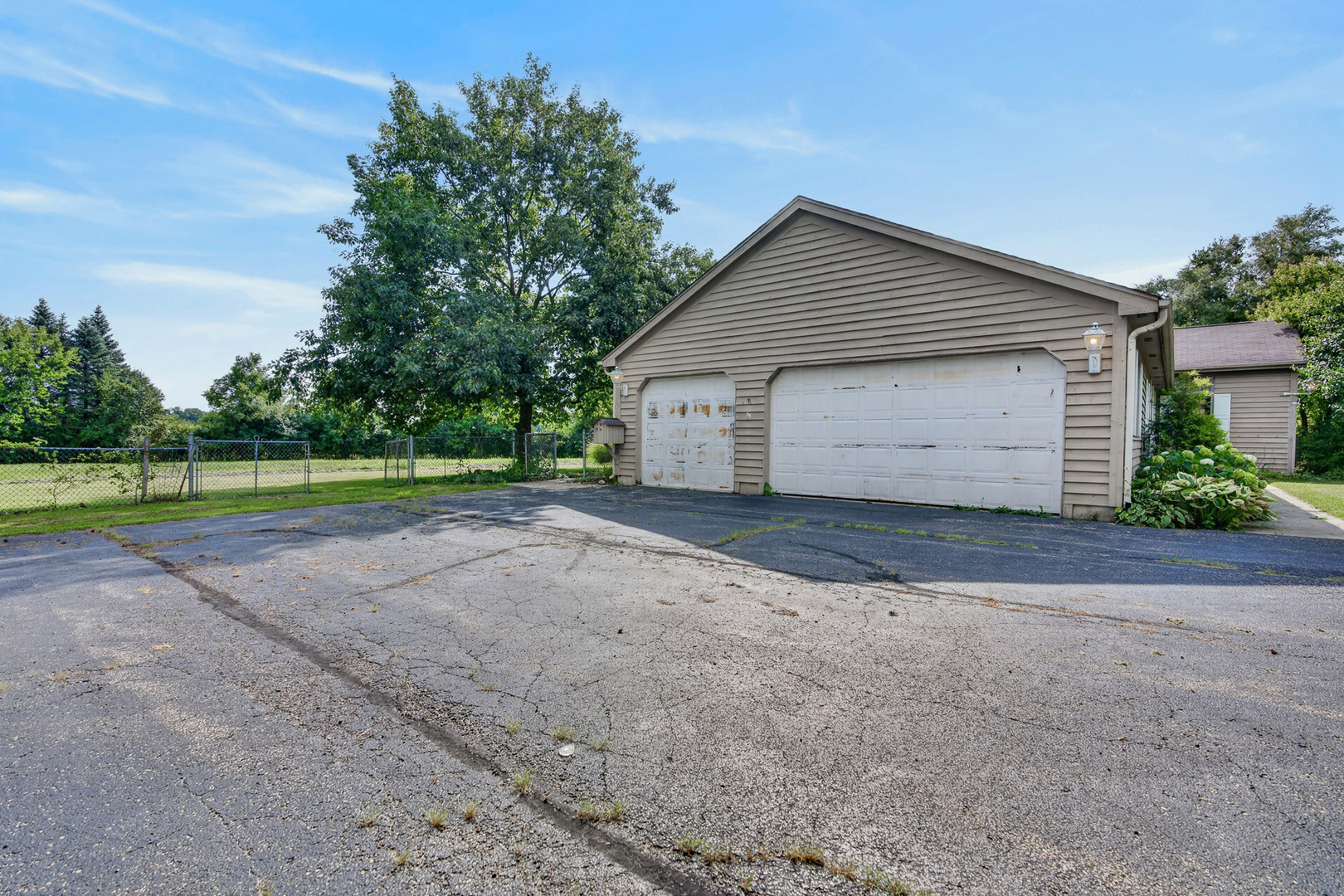 25651 W Illinois Route 60 Highway Property Photo 31