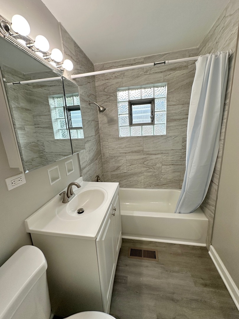 1719 E Roosevelt Road 4 Property Photo 15