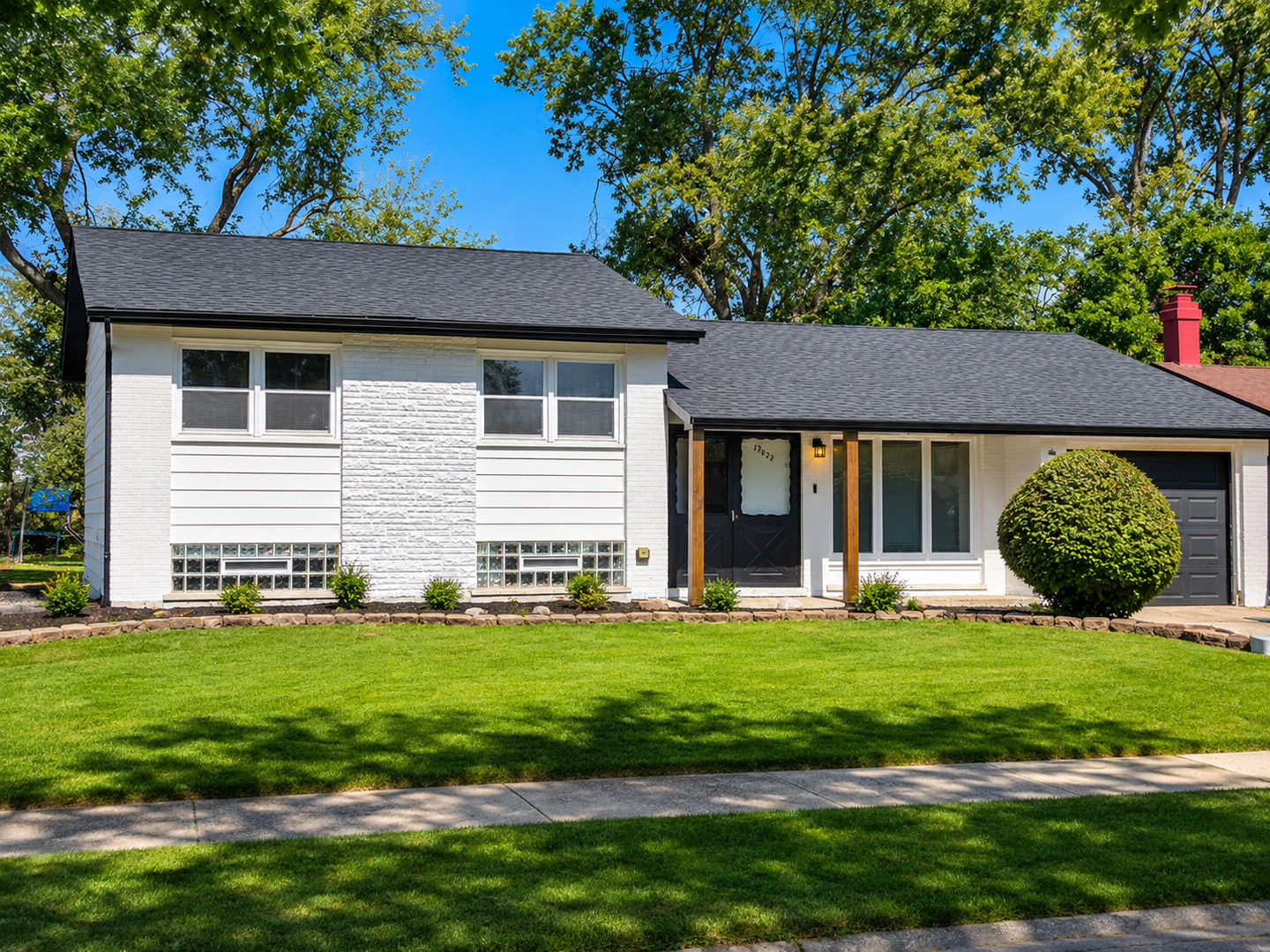 12751562 Property Photo 2