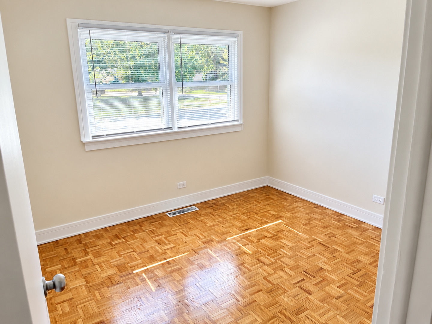 12751562 Property Photo 14