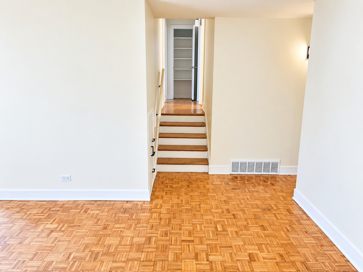 12751562 Property Photo 16