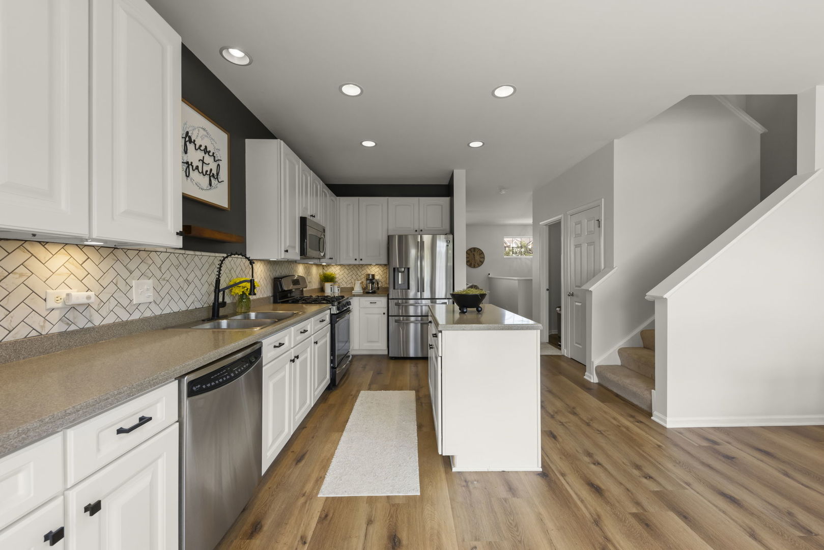 274 Comstock Drive Property Photo 8