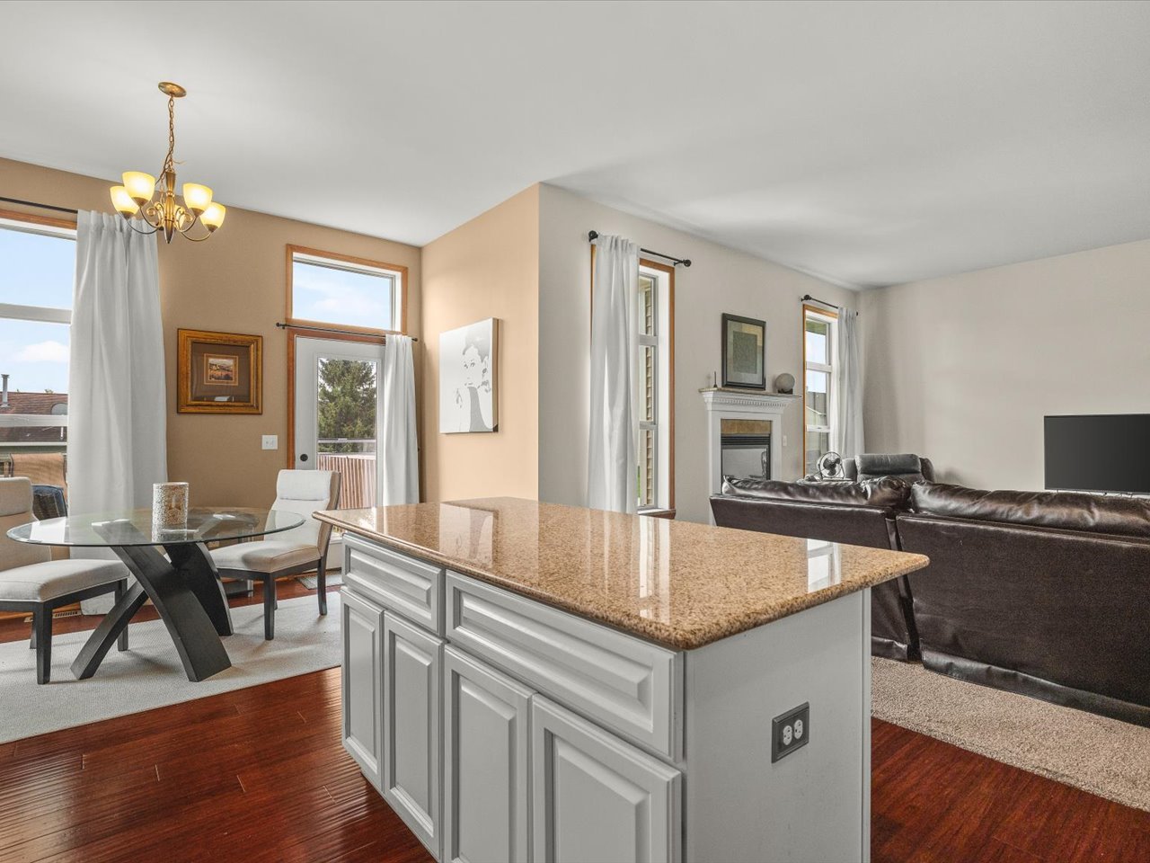411 Hughes Parkway Property Photo 12