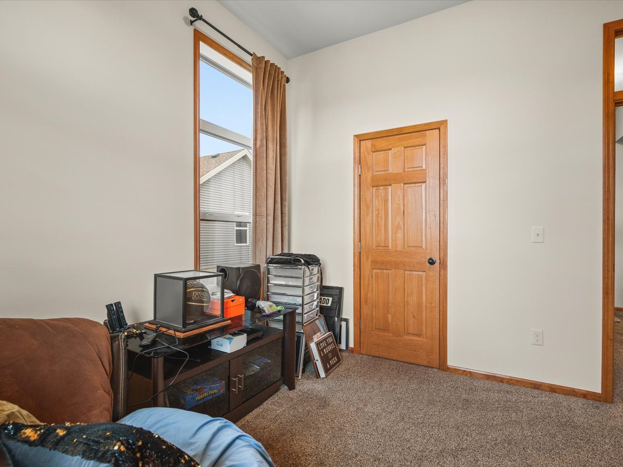 411 Hughes Parkway Property Photo 29