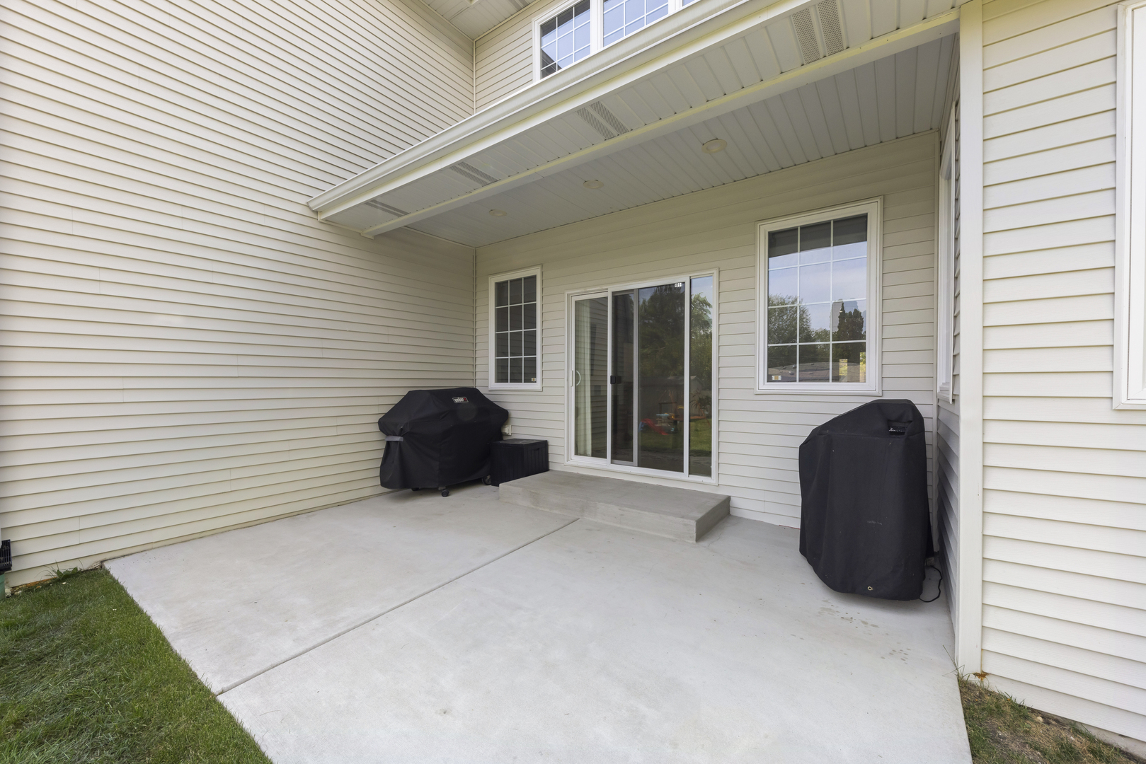 951 N Harvard Avenue Property Photo 35