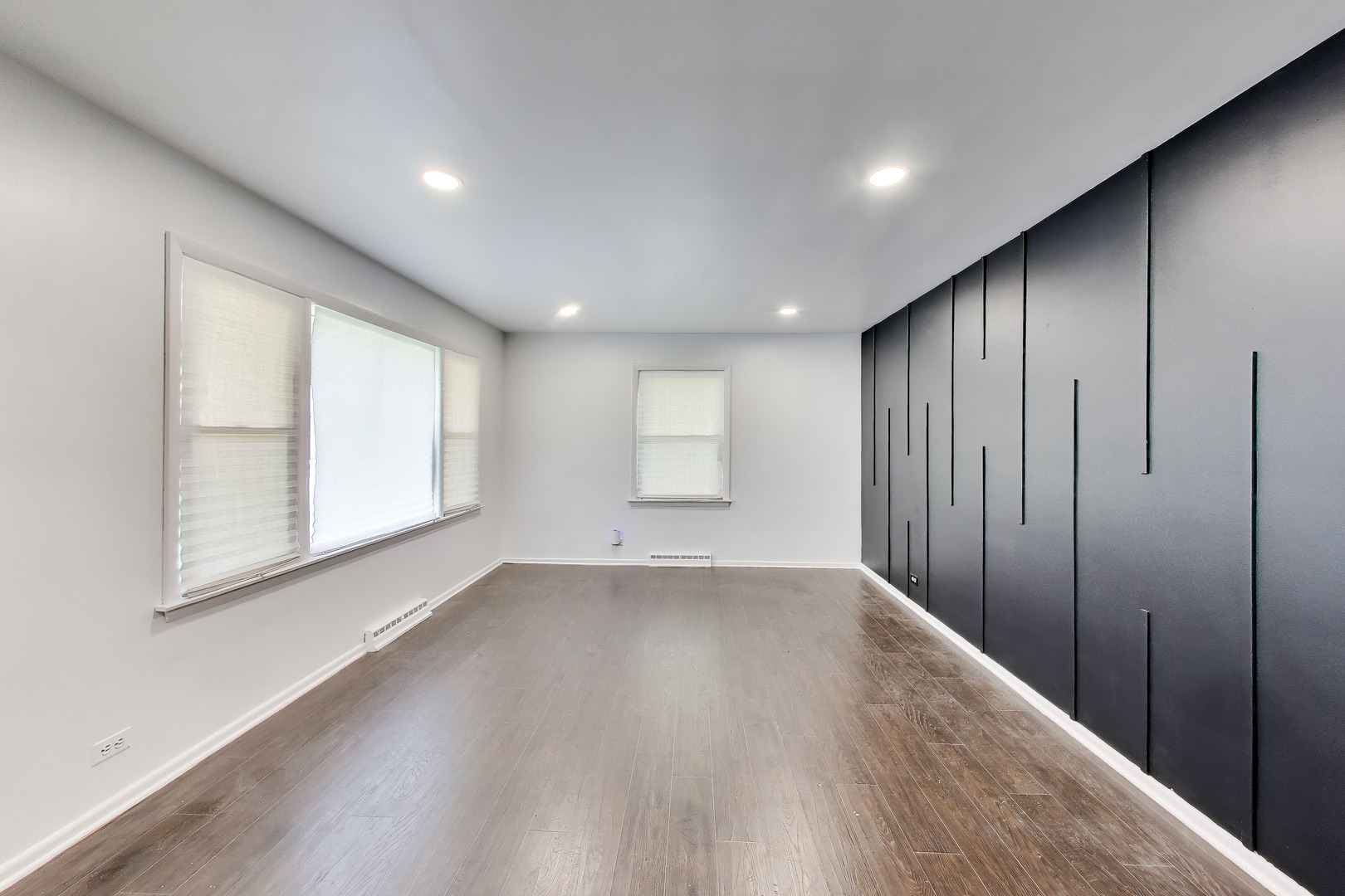 19112 S Champlain Avenue Property Photo 2