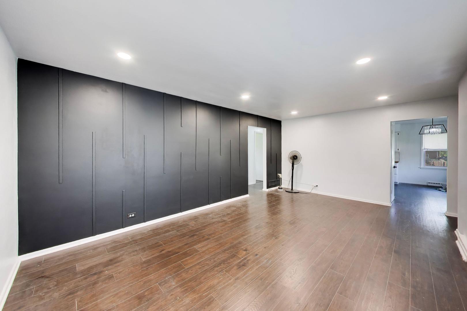 19112 S Champlain Avenue Property Photo 3