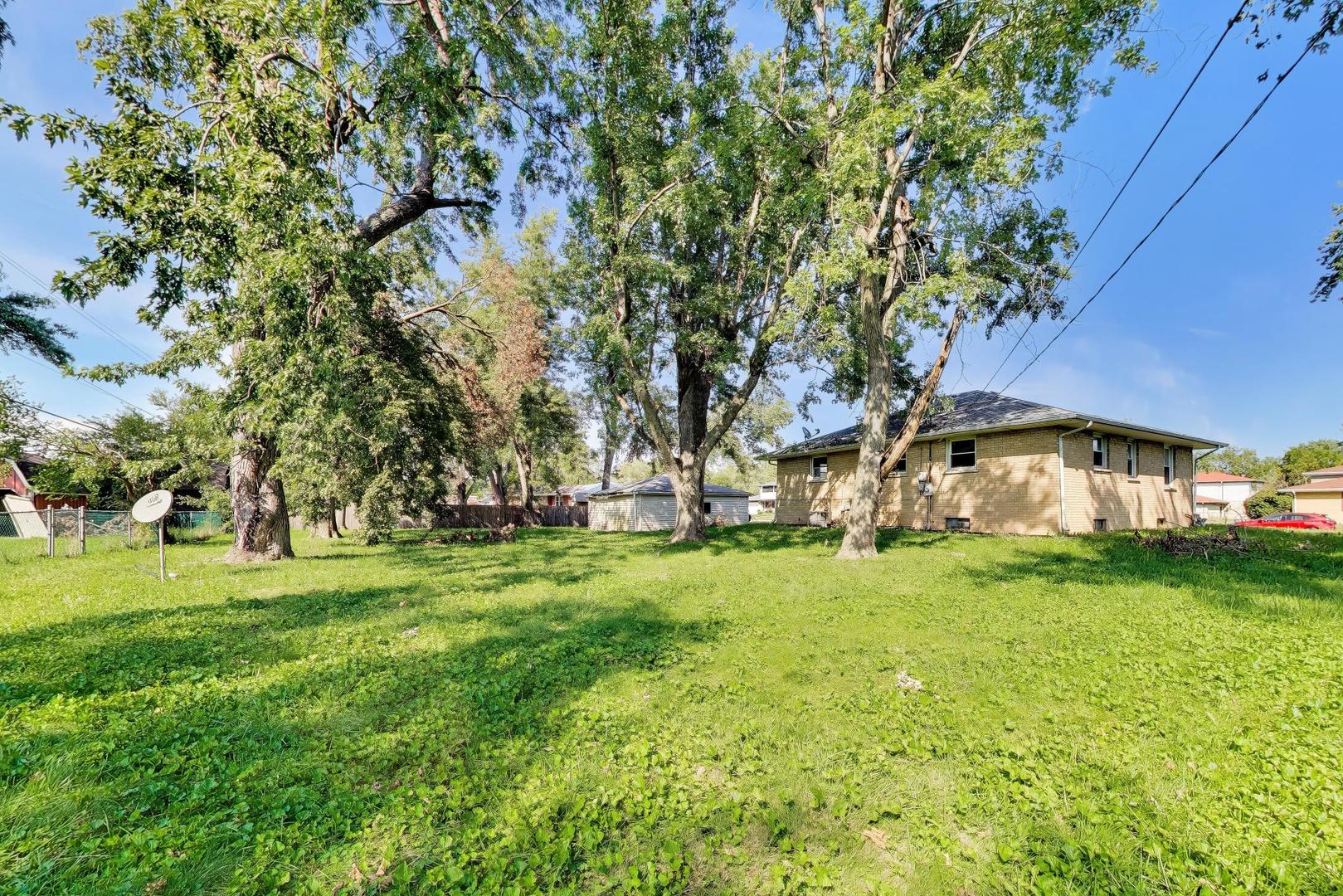 19112 S Champlain Avenue Property Photo 8