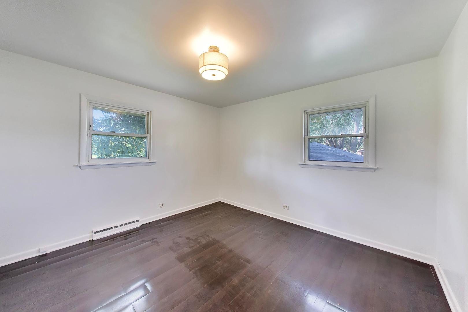 19112 S Champlain Avenue Property Photo 9
