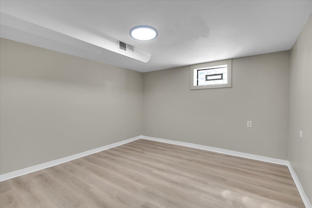 659 W 129th Place Property Photo 24