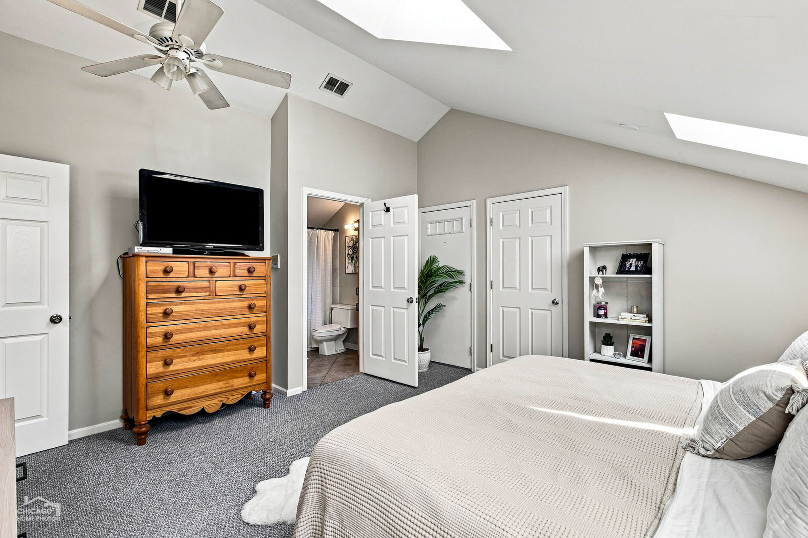1640 W Diversey Avenue 6 Property Photo 17