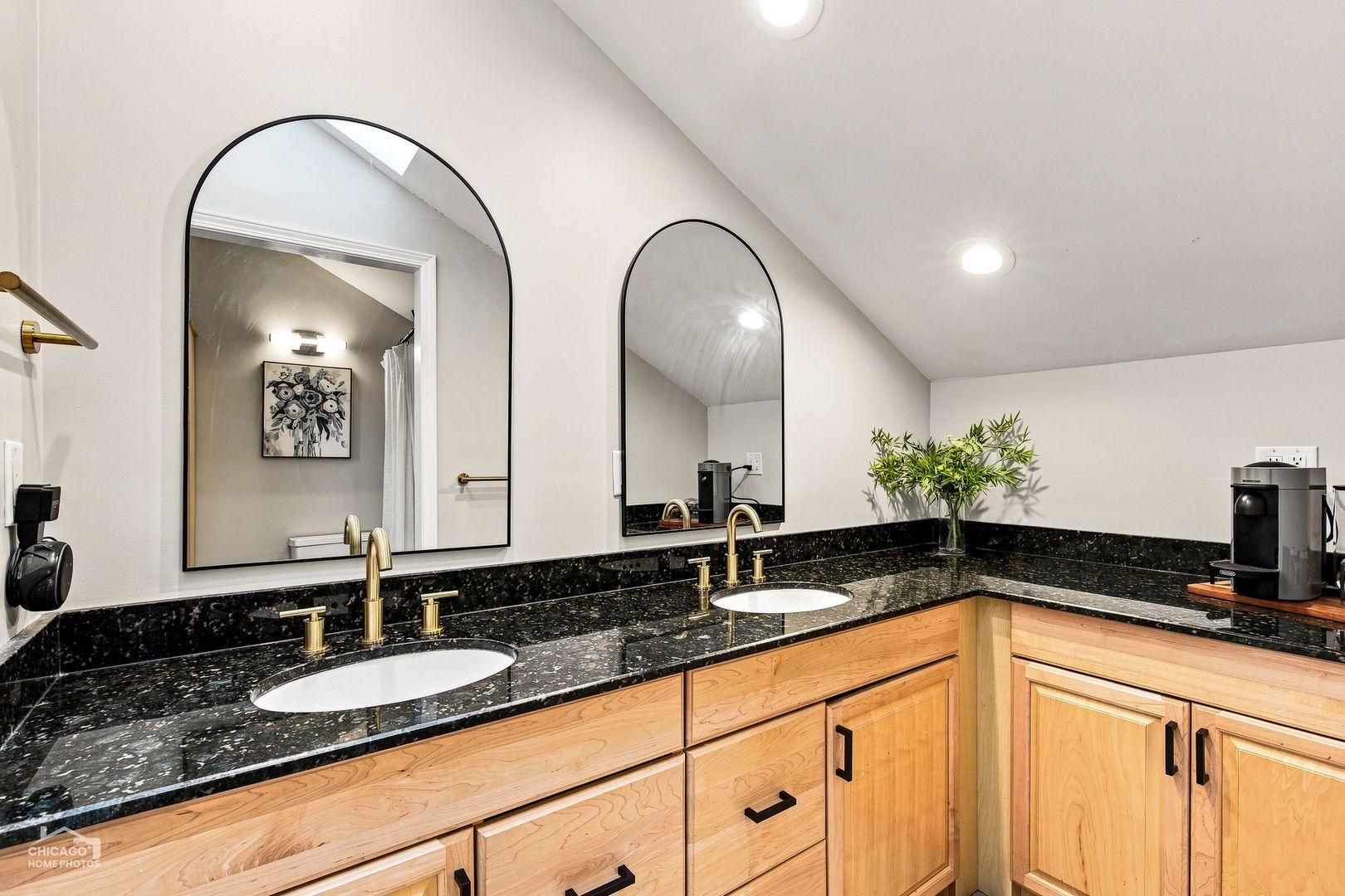 1640 W Diversey Avenue 6 Property Photo 19