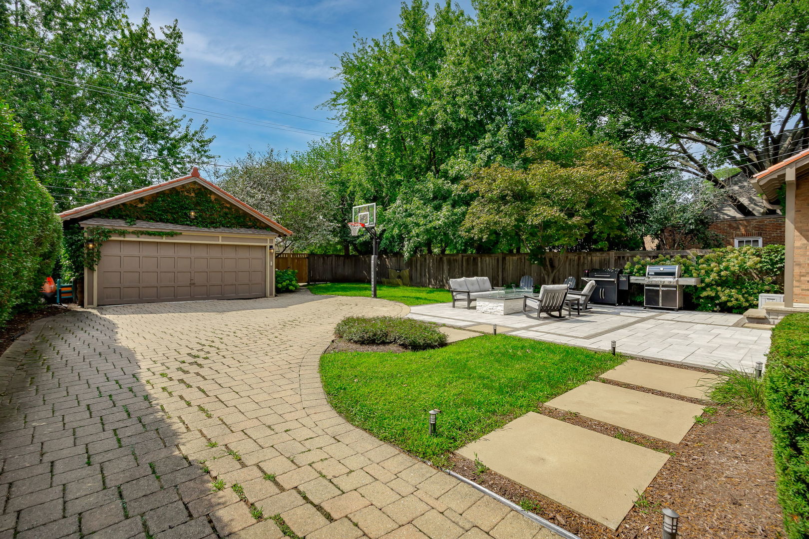 1135 N Kenilworth Avenue Property Photo 46