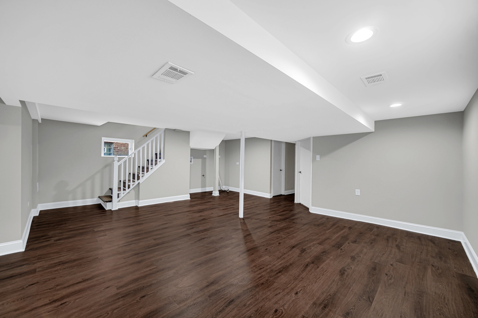 7914 S Richmond Street Property Photo 18