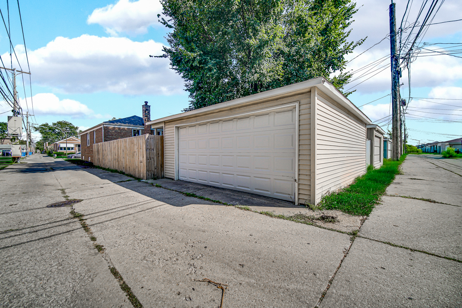 7914 S Richmond Street Property Photo 23