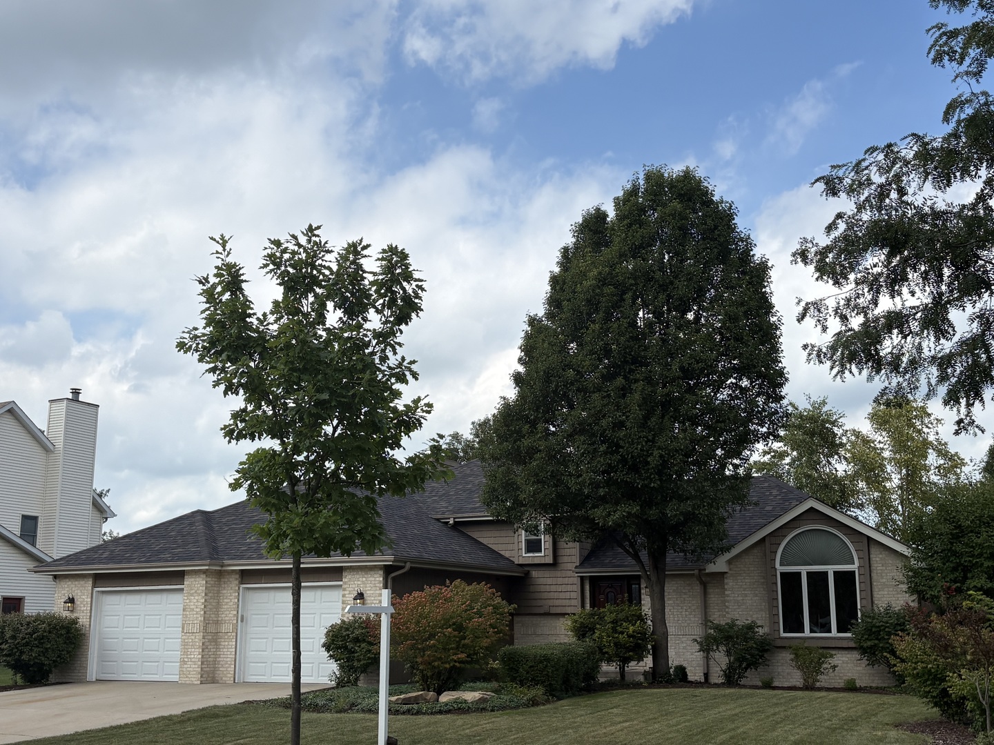 1223 Wales Court Property Photo 1