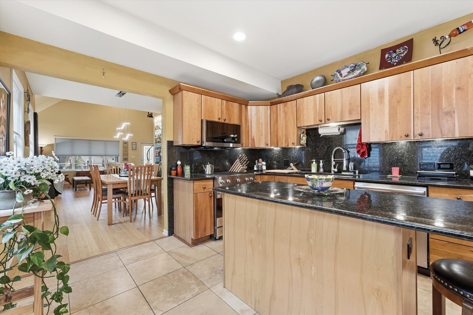 3619 S Parnell Avenue Property Photo 14