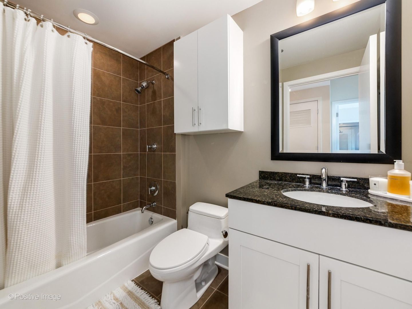 505 N Mcclurg Court 905 Property Photo 14