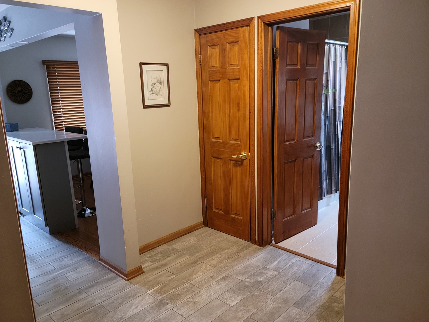 2438 Clinton Street Property Photo 6