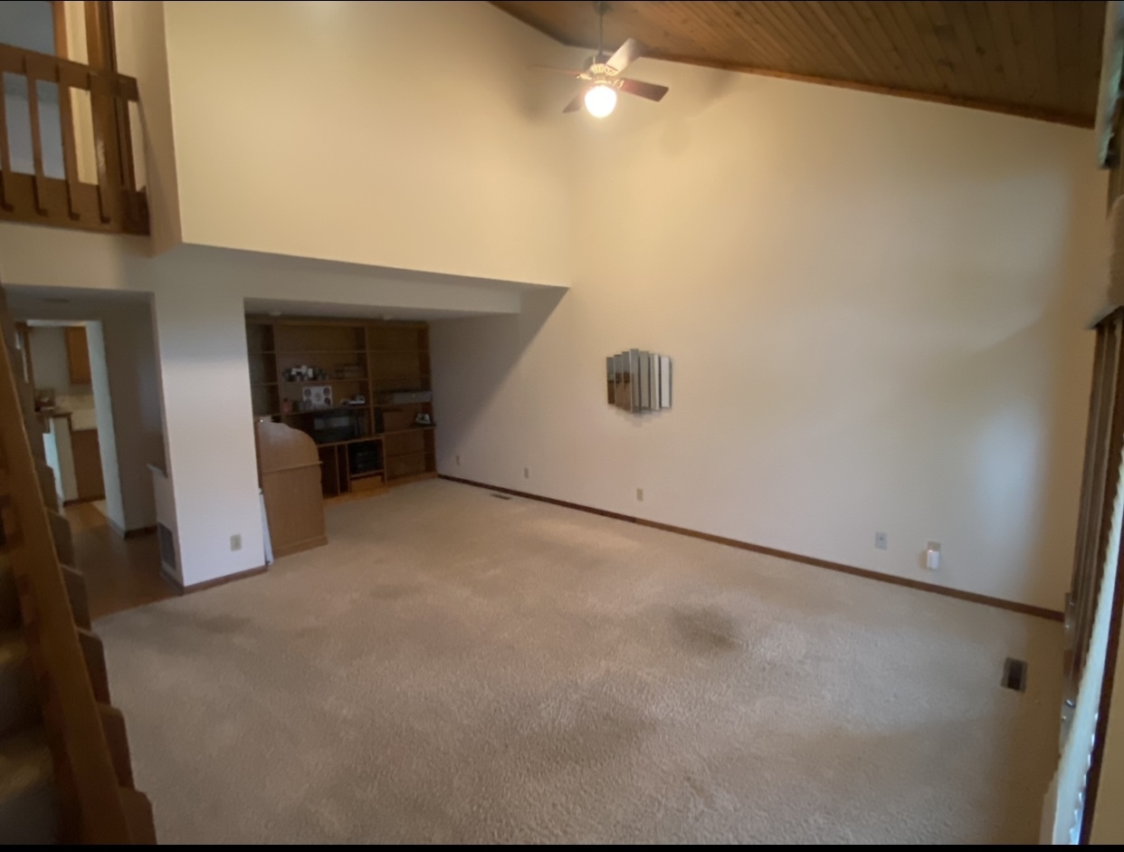 608 S Lainey Avenue Property Photo 4