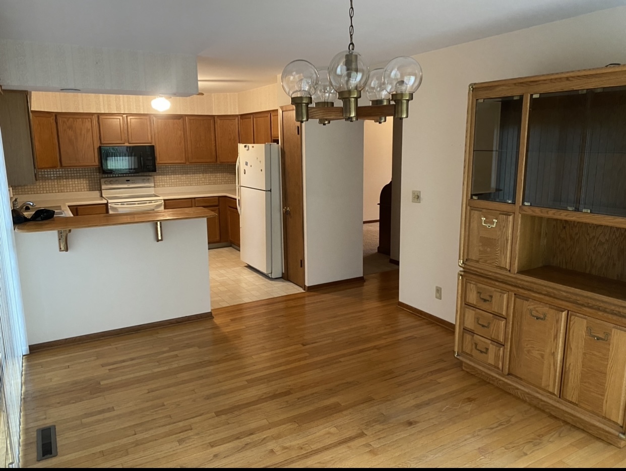 608 S Lainey Avenue Property Photo 6