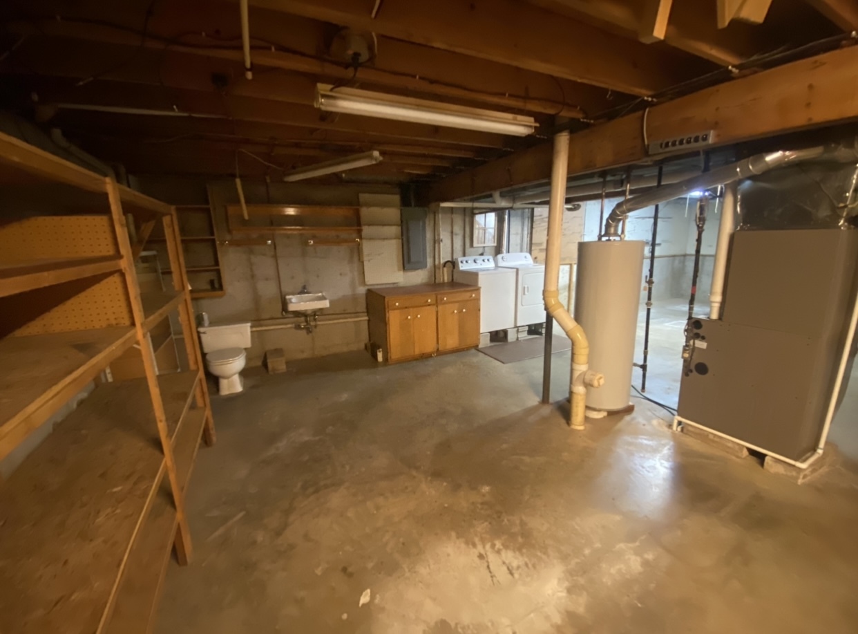 608 S Lainey Avenue Property Photo 16