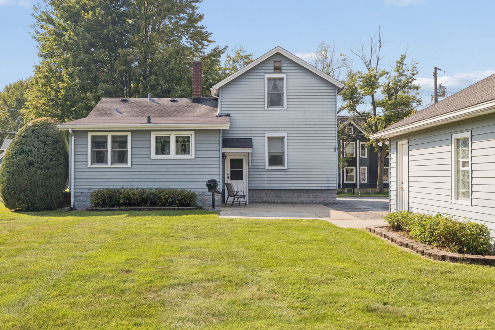 1610 Madison Street Property Photo 8