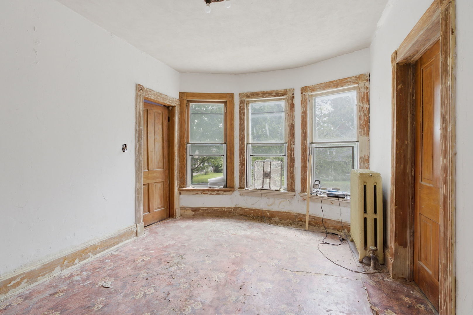 748 23rd Street Property Photo 28