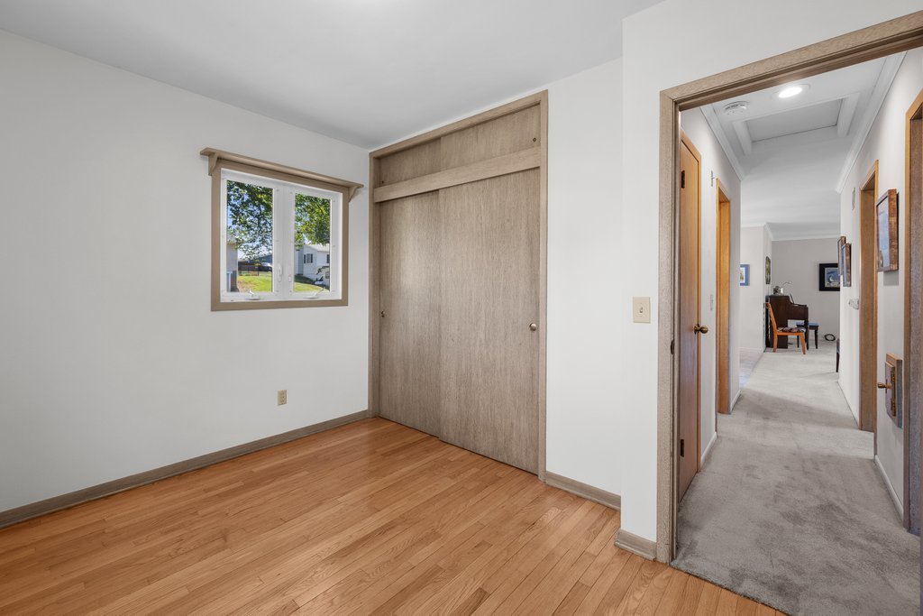 4334 N Hancock Avenue Property Photo 20