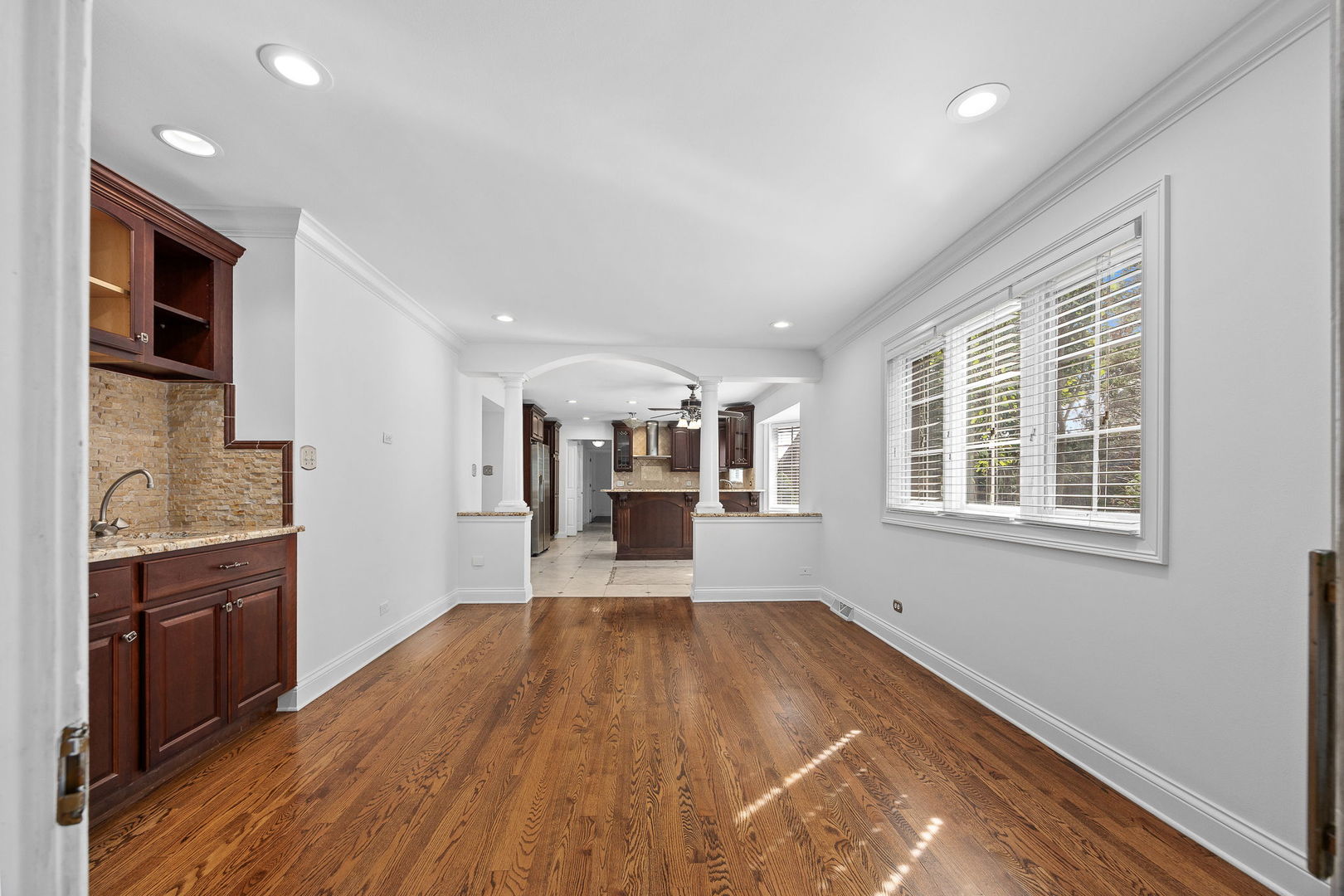6342 Martin Drive Property Photo 11
