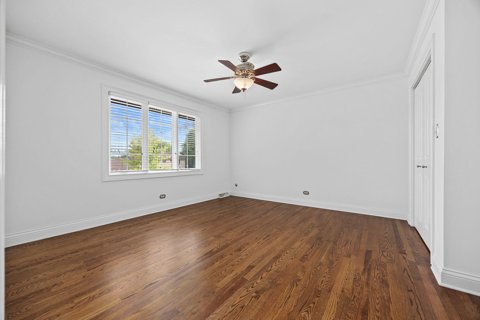 6342 Martin Drive Property Photo 27