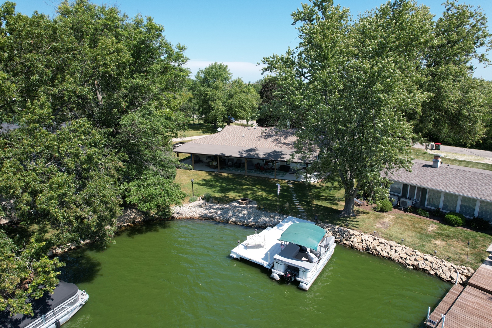 525 Sunrise Drive Property Photo 7