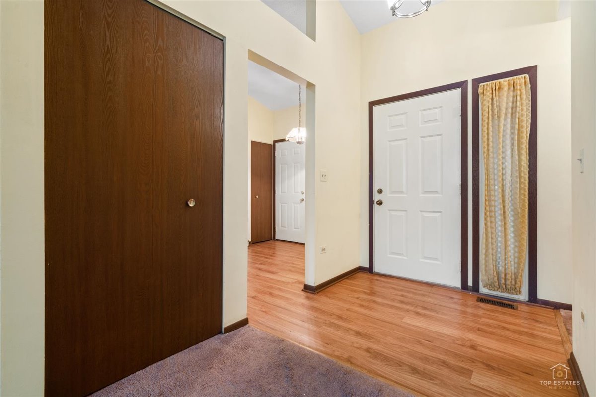 1575 Brandywyn Lane Property Photo 3