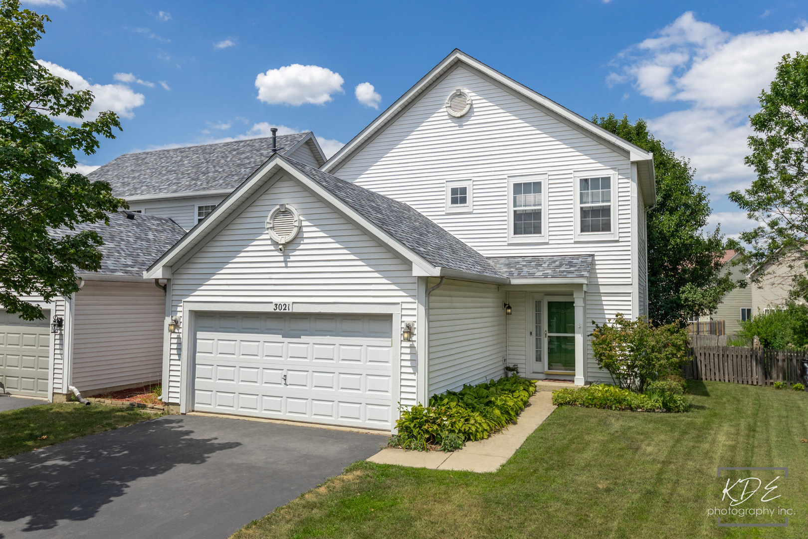 3021 Roxbury Court Property Photo 1