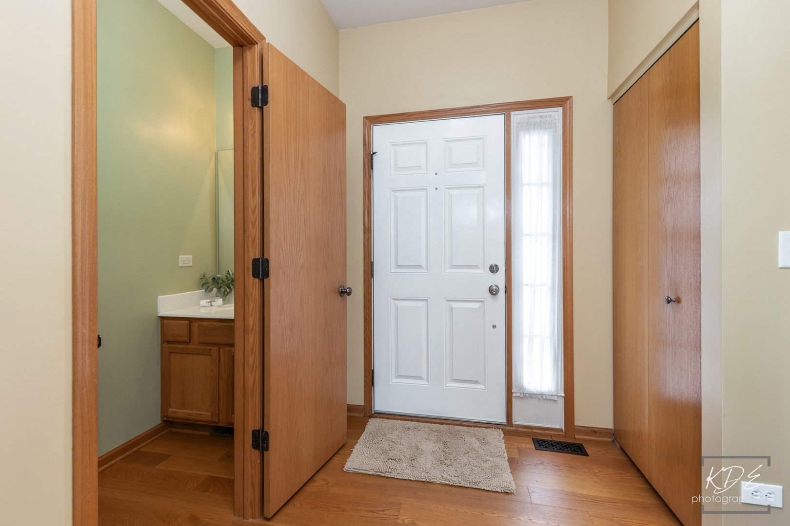 3021 Roxbury Court Property Photo 5