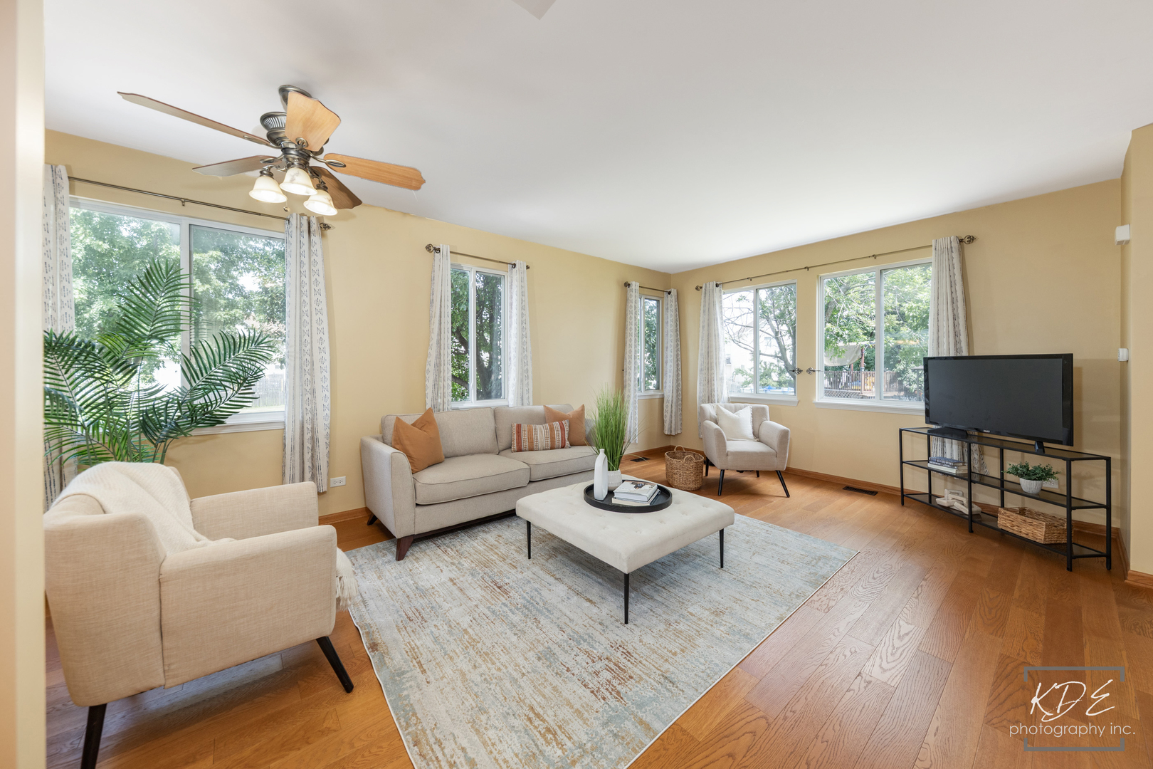 3021 Roxbury Court Property Photo 8