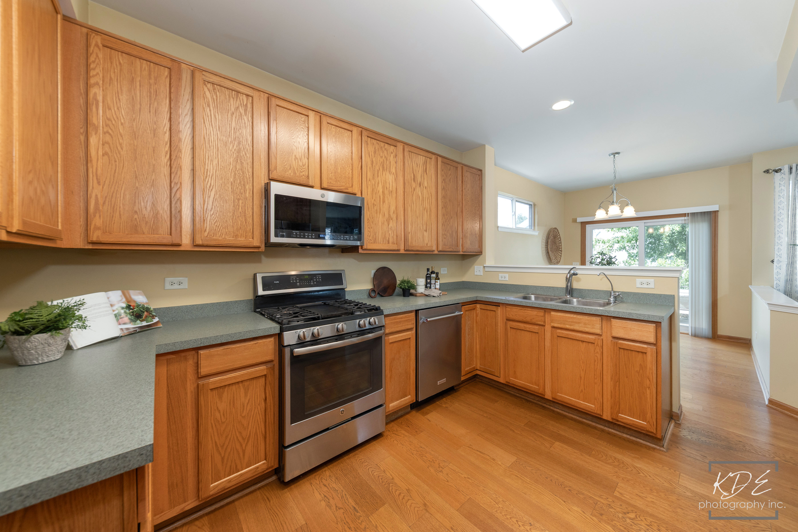 3021 Roxbury Court Property Photo 11