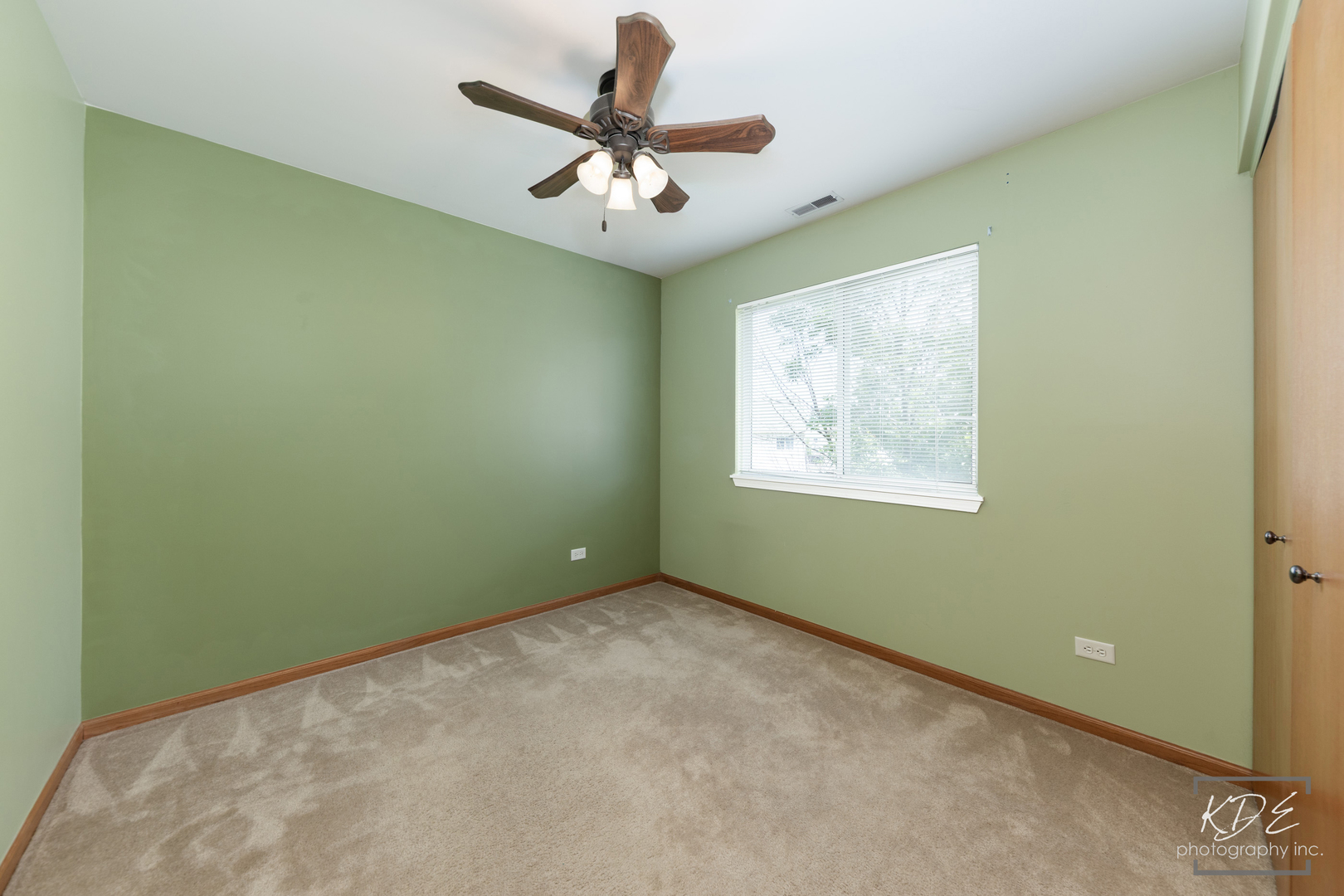 3021 Roxbury Court Property Photo 23