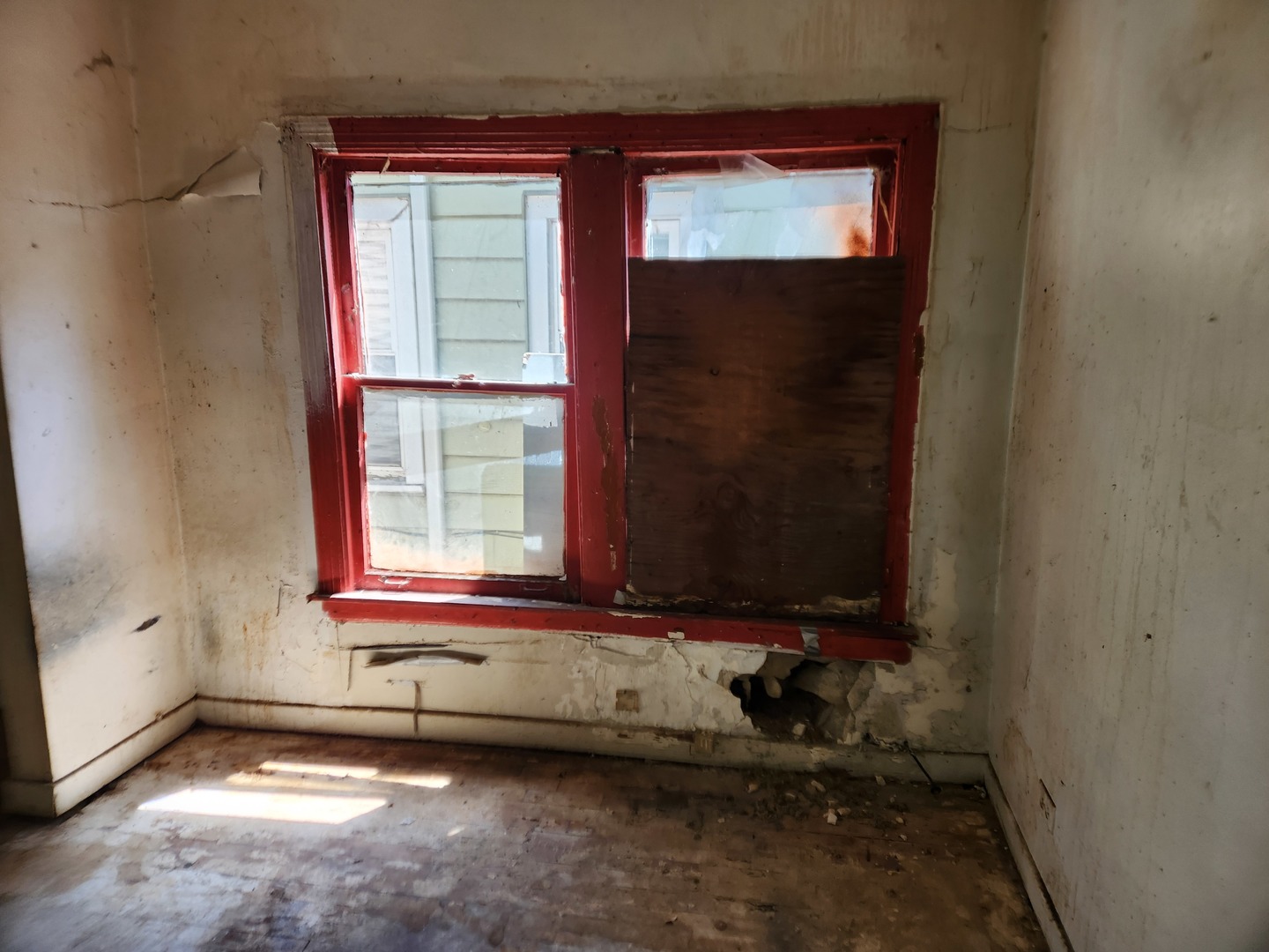 12030 S Wentworth Avenue Property Photo 13