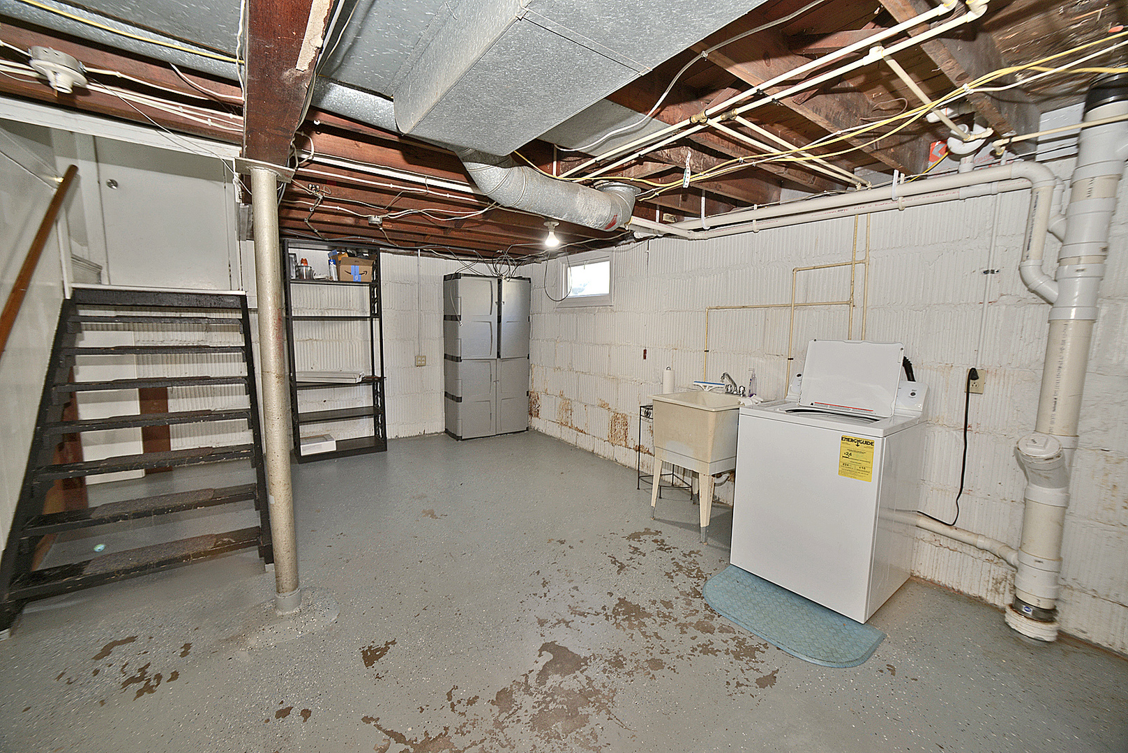 1601 W Main Street Property Photo 11