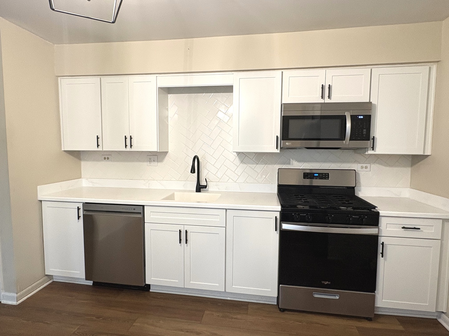 12751704 Property Photo 3