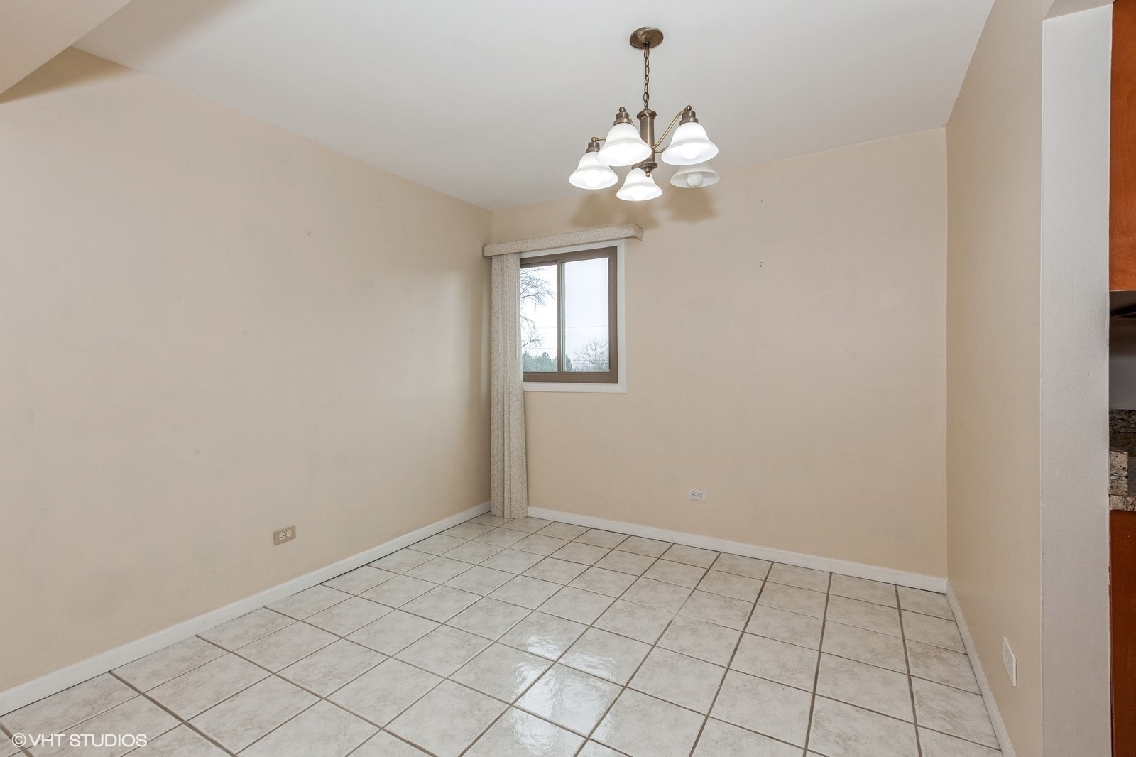 787 Wilson Avenue 17 Property Photo 4