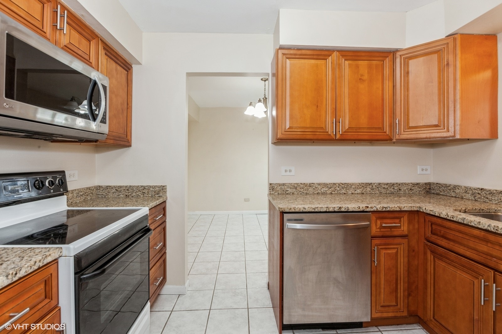 787 Wilson Avenue 17 Property Photo 5