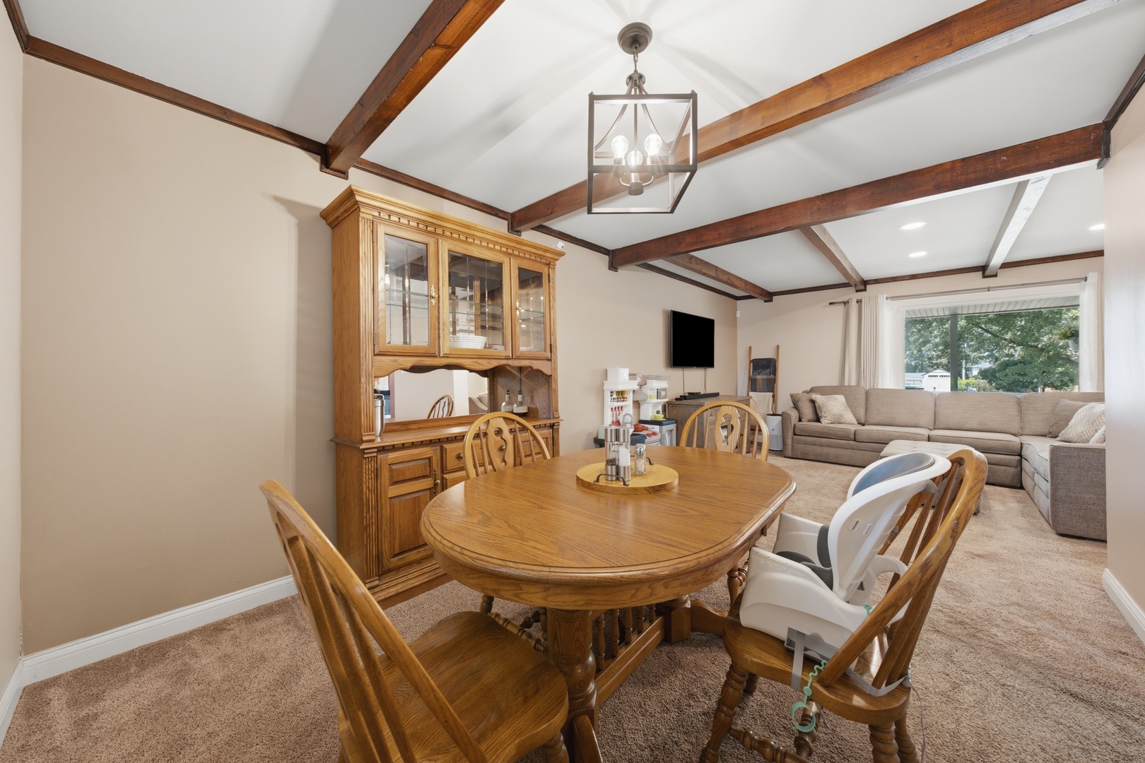 15124 Hillside Avenue Property Photo 9