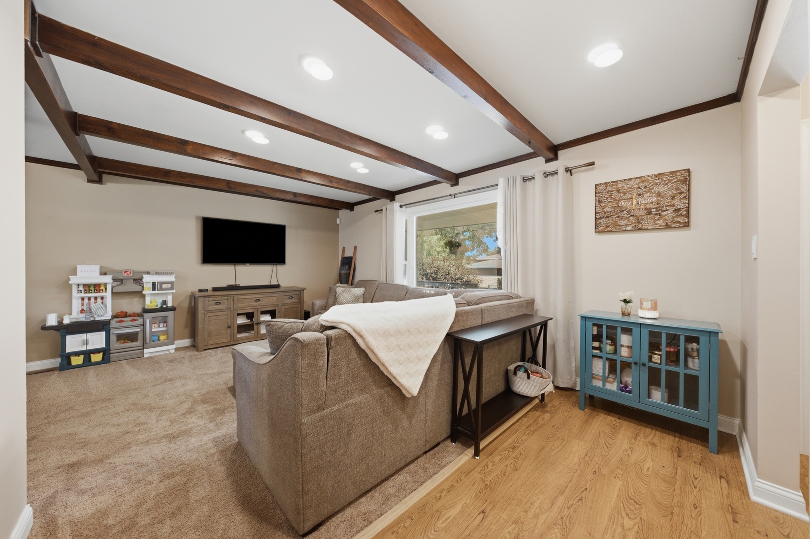 15124 Hillside Avenue Property Photo 13