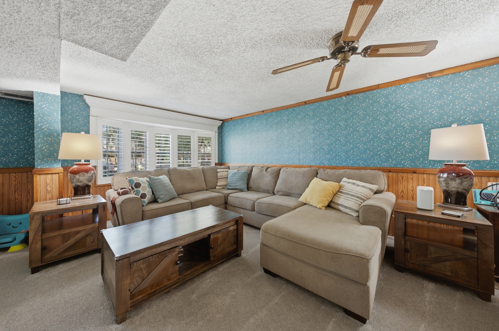 15124 Hillside Avenue Property Photo 18