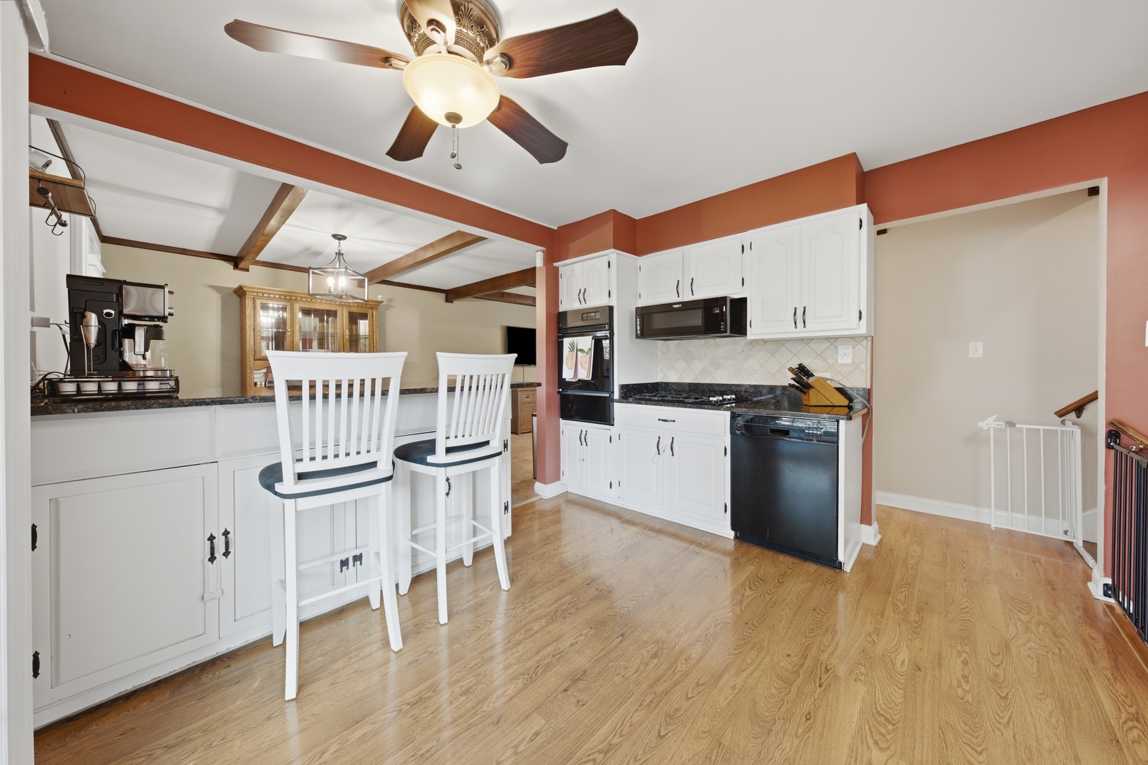 15124 Hillside Avenue Property Photo 21