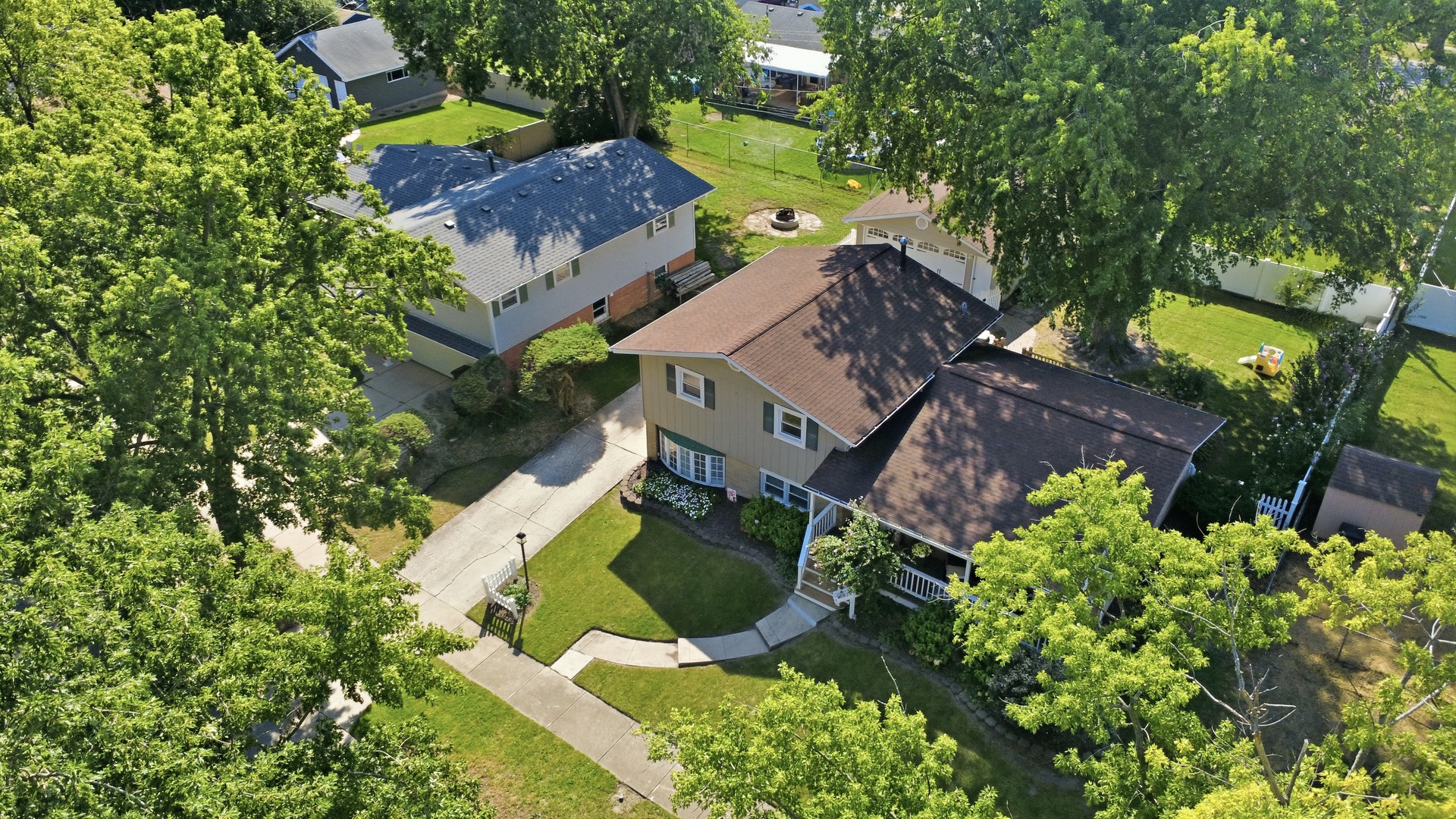 15124 Hillside Avenue Property Photo 36